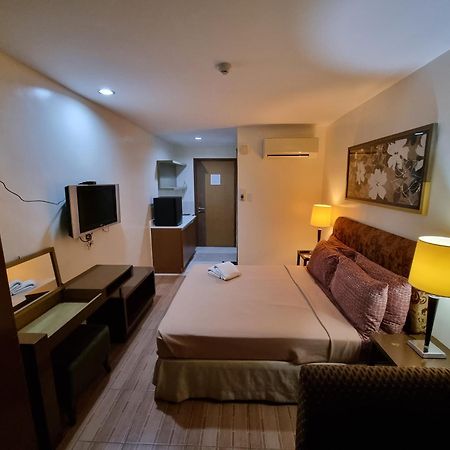 One Tagaytay Place Private Residences Tagaytay City ภายนอก รูปภาพ