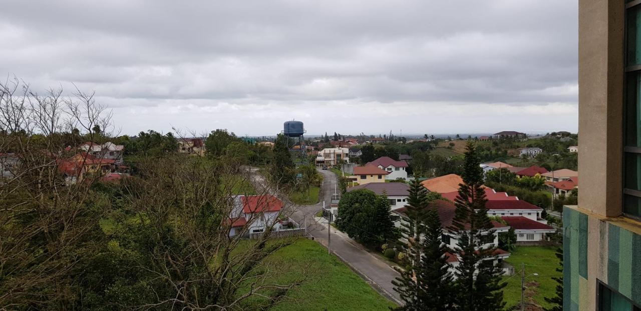 One Tagaytay Place Private Residences Tagaytay City ภายนอก รูปภาพ