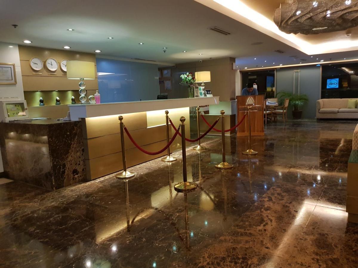 One Tagaytay Place Private Residences Tagaytay City ภายนอก รูปภาพ