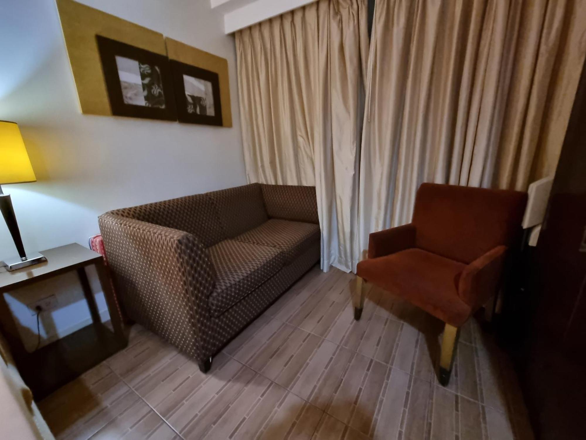 One Tagaytay Place Private Residences Tagaytay City ภายนอก รูปภาพ