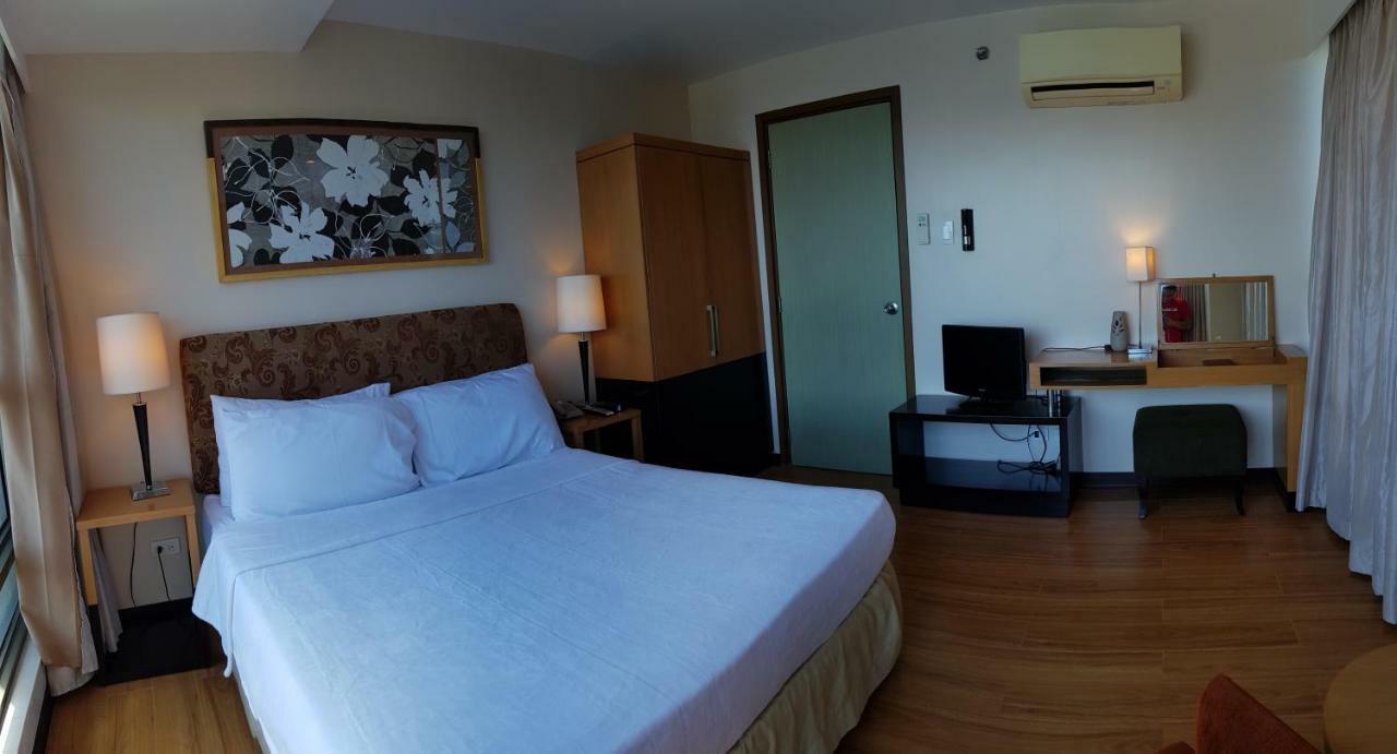 One Tagaytay Place Private Residences Tagaytay City ภายนอก รูปภาพ