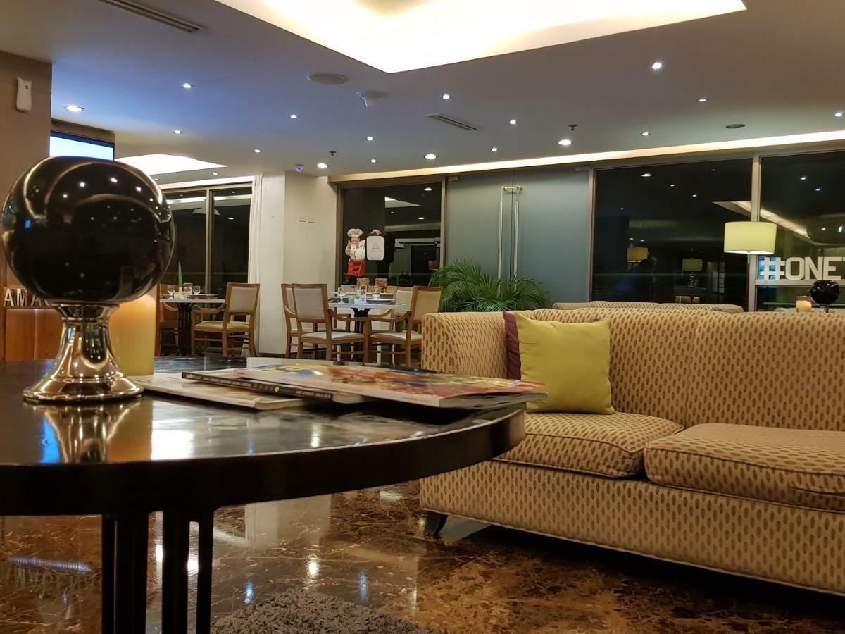 One Tagaytay Place Private Residences Tagaytay City ภายนอก รูปภาพ